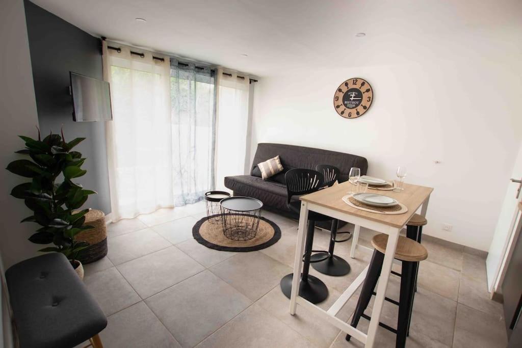 Apt T2 Neuf Terrasse Arles Extérieur photo